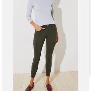 Loft Skinny Cargo Sateen Pants in Balsam Tree Size 00P 24 Petite NWT